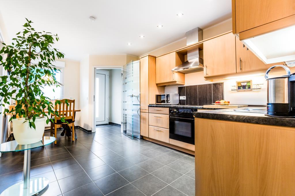 Design Apartment In Koeln Mit Terrasse Zewnętrze zdjęcie
