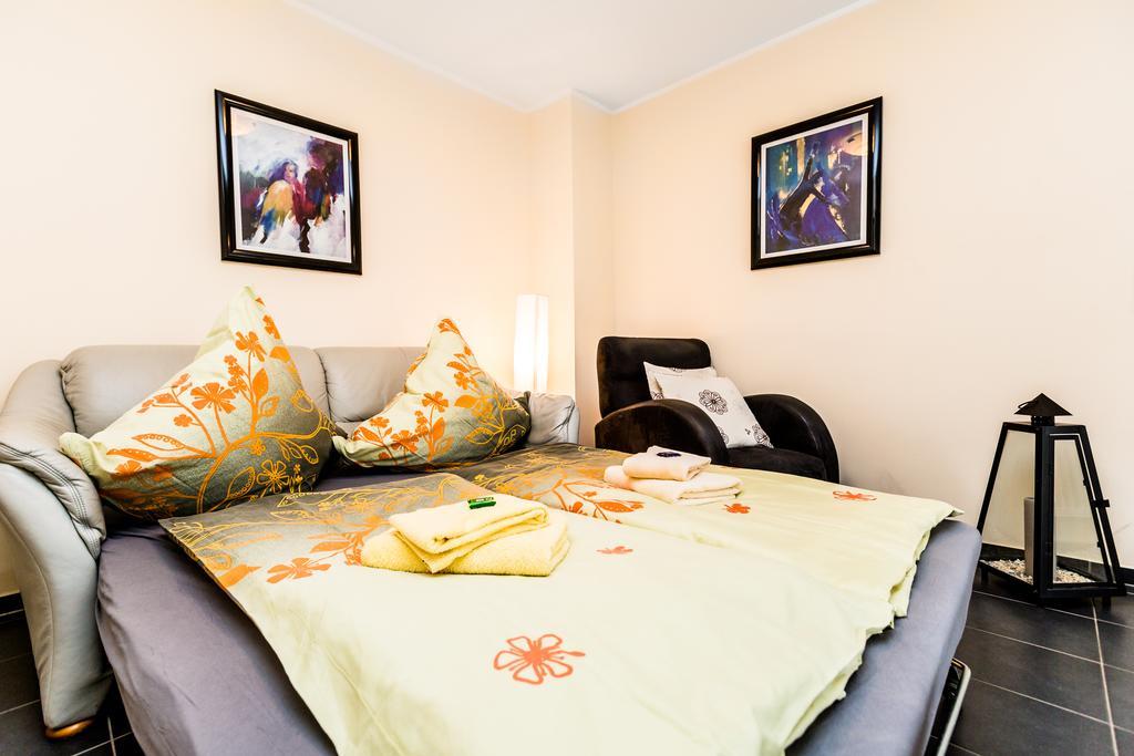 Design Apartment In Koeln Mit Terrasse Zewnętrze zdjęcie